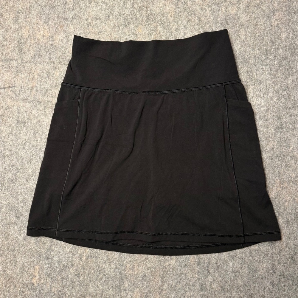 Athleta Salutation Stash 16 1/2" Skort XS Black Active Tennis Hiking 837435-00